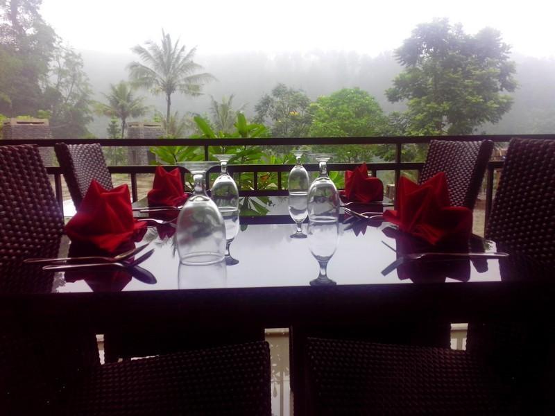 Santa Monica Hotel And Convention Ciherangsating Bagian luar foto